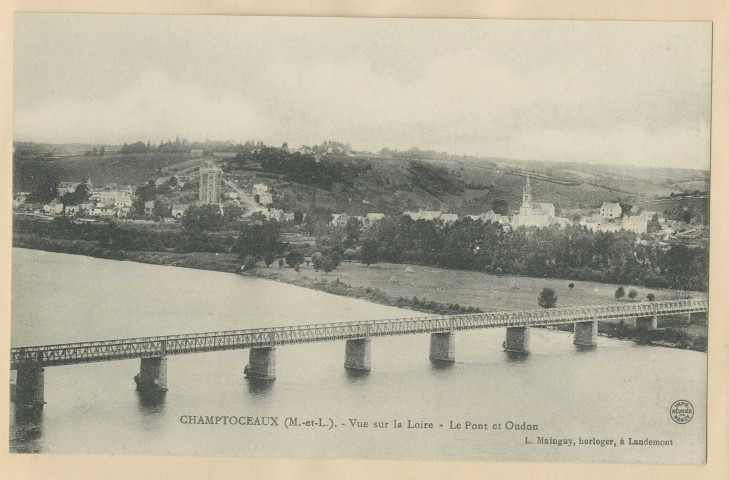 Champtoceaux (M-et-L). Vue sur la Loire. Le pont et Oudon