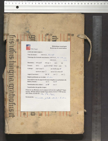 "Procès-verbal contenant l'exposé des moyens d'opposition de MM. les officiers du présidial d'Angers contre le projet de réunion des charges de lieutenant-général de police au corps des officiers municipaux de la même ville"