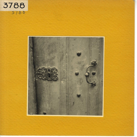 Angers : Vieilles serrures dans la Cité