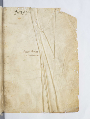 « In hoc corpore continentur Aurelii Augustini in Johanne euvangelista a principio ejusdem evangelii omelie. Intuentes quod modo audivimus lectione... »