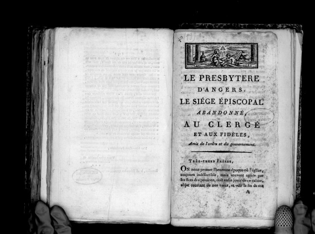 Le presbytère d'Angers, le siége épiscopal abandonné, au clergé et aux fidèles