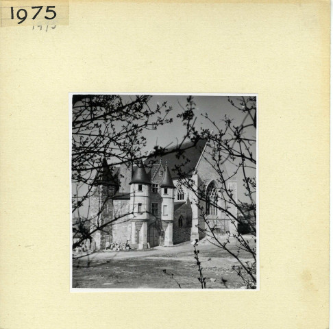 Angers : Châtelet et chapelle