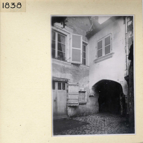 Angers : ancien hôtel des Tourelles affecté au Mont de Piété, vue d'ensemble