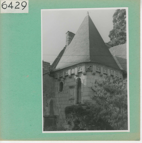 Saint-Rémy-la-Varenne : Le prieuré