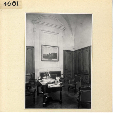 Angers : Préfecture, bureau première division