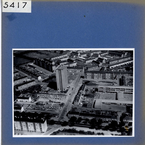 Angers : Belle-Beille, Tour Violet (vue aérienne)