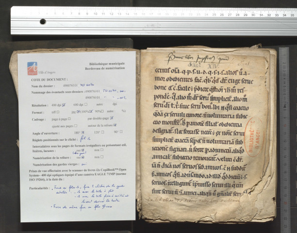 Fragment d'un commentaire d'Abailard sur les épîtres de S. Paul. Premiers mots : « Feceritis omnia q. p. s. u. d. q. s. i. s., alios vero amor obedientes facit... »