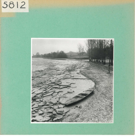 Bouchemaine : Glace dans la Loire