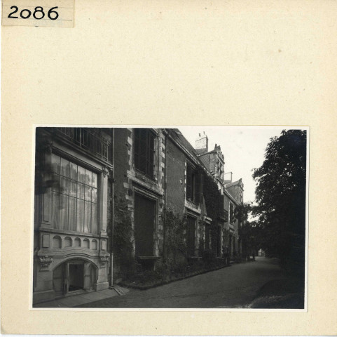 Angers : Esvière (Vieil Angers)