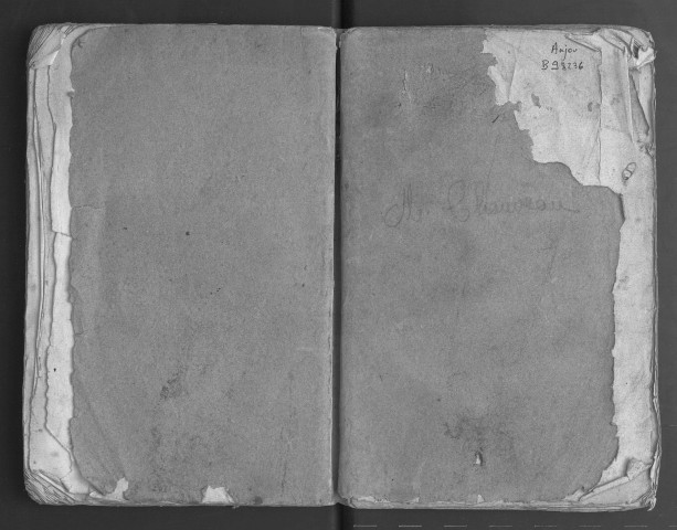 La vie de Charles-Melchior-Artus, marquis de Bonchamps, général vendéen par P. M. Chauveau, docteur en médecine de la faculté de Paris... suivie de l'éloge prononcé sur sa tombe, et ornée de son portrait