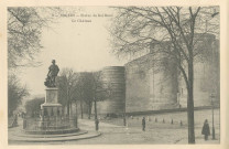 5. Angers. Statue du Roi René, le Château