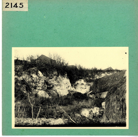 Baugé : Pierres, menhirs ou dolmens (vue d'ensemble)