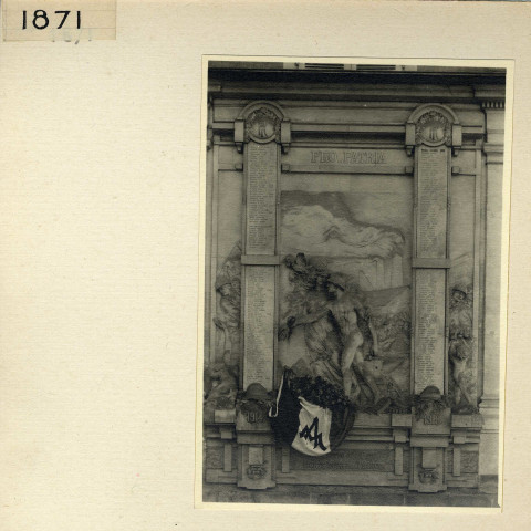 Angers : Monument aux morts (Ecole Arts et Métiers)