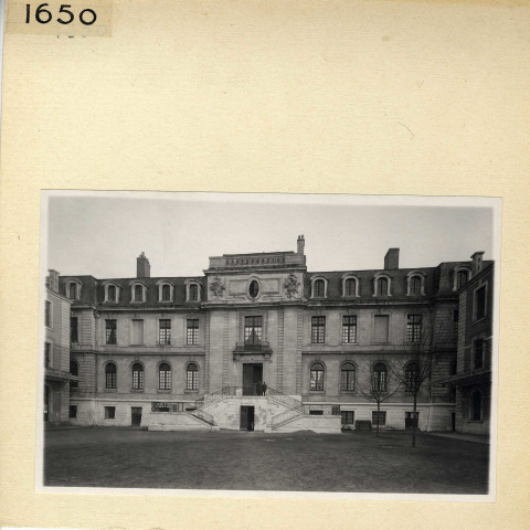 Angers : Ecole Chevrollier