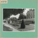 Saint-Florent-le-Vieil : Terrasse devant l'église