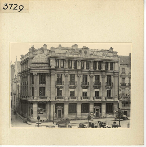 Angers : Ancien Hôtel des Postes, place du Ralliement