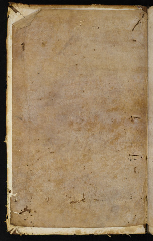 Henri de Suze. « Incipit Summa, ab Ostiensi super titulis Decretalium composita. Alpha et O unum... Hujusmodi Hostiensis Summa spectat conventui monasterii Sancti Albini Andegavensis, et michi Parvo commissa est usque ad duos annos proximos. Actum die VIII mensis augusti, anno Domini MoCCCCo quinquagesimo septimo. Jo. Petit »