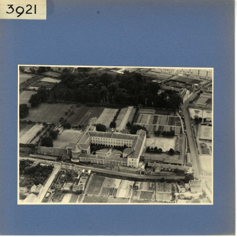 Angers : Mongazon, vue aérienne