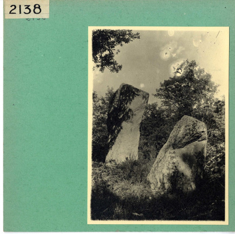 Anjou : Pierres, menhirs ou dolmens