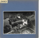 Ecuillé : Château du Plessis-Bourré, vue aérienne