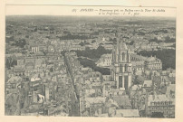 387. Angers. Panorama pris en ballon vers la Tour St-Aubin et la Préfecture
