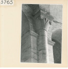 Angers : Chapelle et chapiteaux