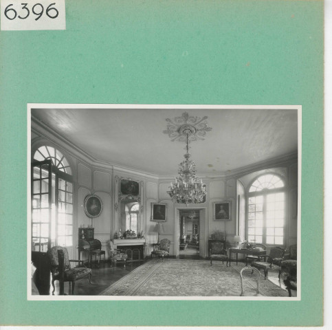 Les Verchers-sur-Layon : Château d'Echuilly, salon