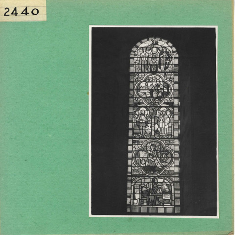 Cizay-La-Madeleine : Abbaye d'Asnières (vitrail)