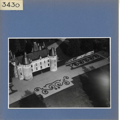 Luché-Pringé : Château de Gallerande, vue aérienne