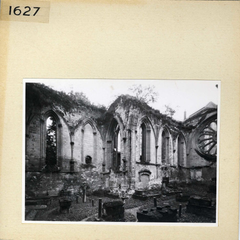 Angers : Vue d'ensemble des ruines de l'Abbaye Toussaint