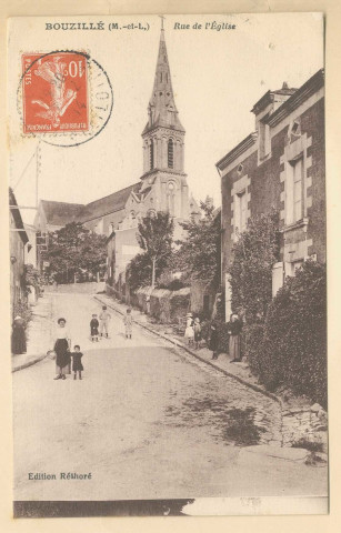 Bouzillé (M-et-L). Rue de l'église