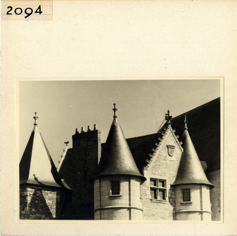 Angers : Détail du toit du Châtelet