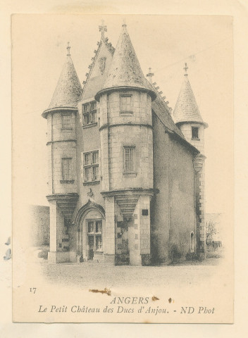 17. Angers. Le Petit Château des Ducs d'Anjou