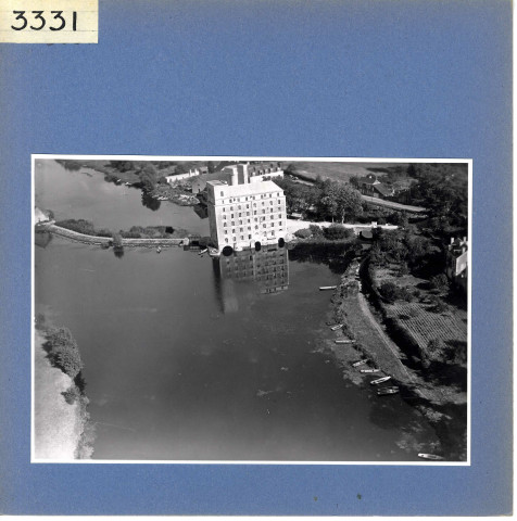 Morannes : Grands moulins (vue aérienne)