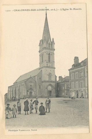 1700. Chalonnes-sur-Loire (M-et-L). L'église St-Maurille