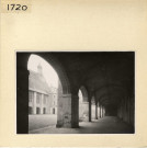 Angers : Cloître du Ronceray (Ecole des arts et métiers)