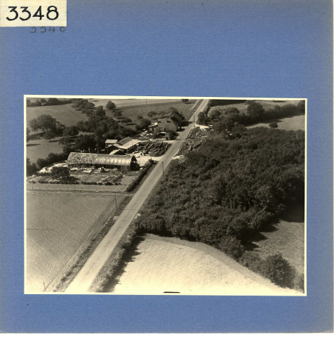 Cheviré-Le-Rouge : Scierie de Mr.Tollet (vue aérienne)