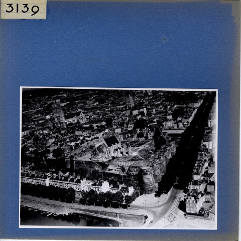 Angers : Château, vue aérienne