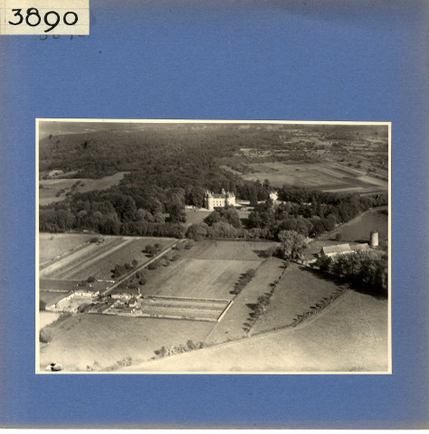 Luché-Pringé : Château de Gallerande, vue aérienne