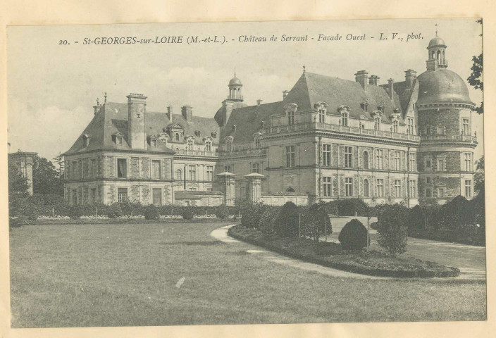 20. St-Georges-sur-Loire (M-et-L). Château de Serrant. Façade Ouest
