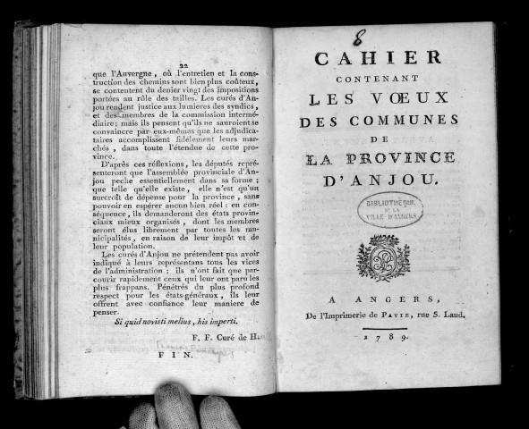 Cahier contenant les voeux des communes de la province d'Anjou