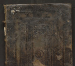 Libro de la cosmographia de Pedro Apiano, el qual trata la descripcion del mundo, y sus partes, por muy claro y lindo artificio, augmentado por el doctissimo varon Gemma Frisio, doctor en medecina, y mathematico excellentissimo : con otros dos libros del dicho Gemma, de la materia mesma. Agora nuevamente traduzidos en romance castellano.