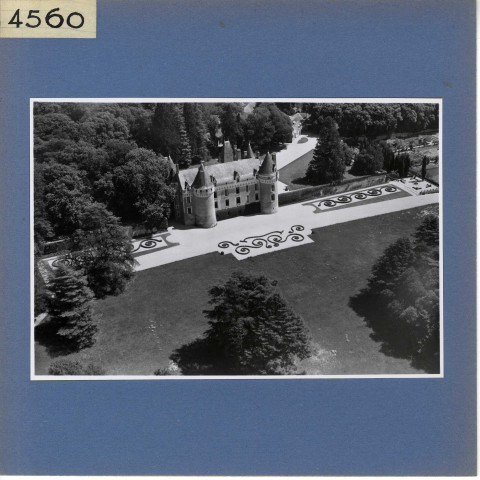 Luché-Pringé : Château de Gallerande (vue aérienne)