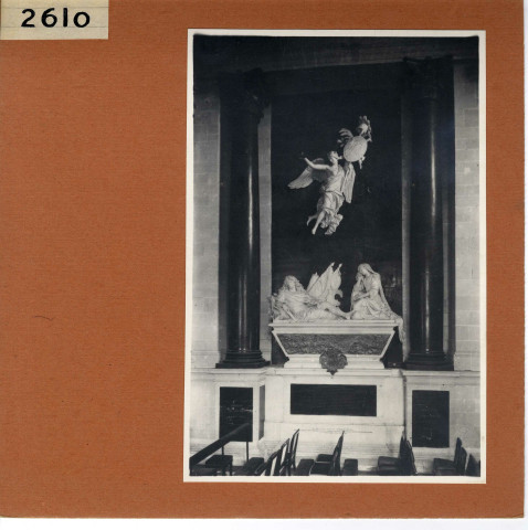 Saint-Georges-sur-Loire : Château de Serrant (intérieur)