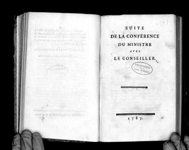 Suite de la conférence du ministre avec le conseiller