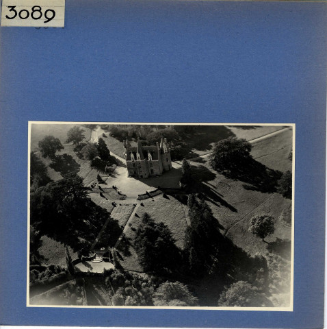 La Chapelle-Saint-Florent : Château de la Guérinière, vue aérienne