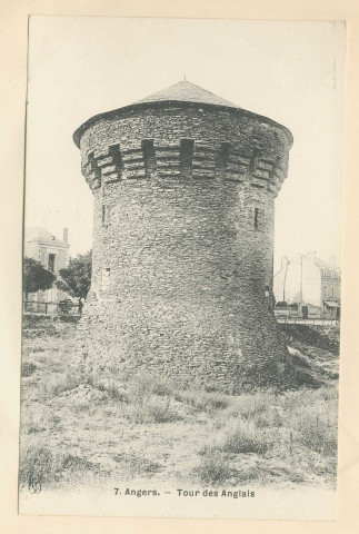 7. Angers. Tour des Anglais
