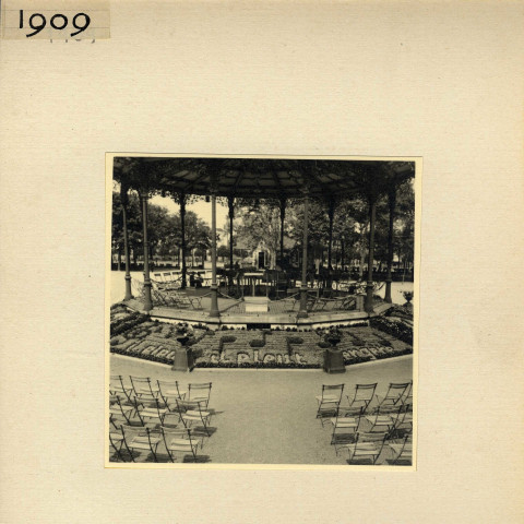 Angers : Kiosque du Jardin du Mail