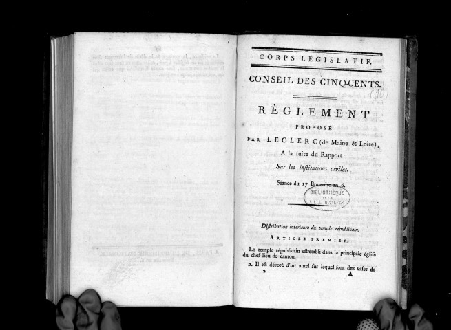 Règlement proposé par Leclerc à la suite du rapport sur les institutions civiles. Séance du 17 brumaire an VI