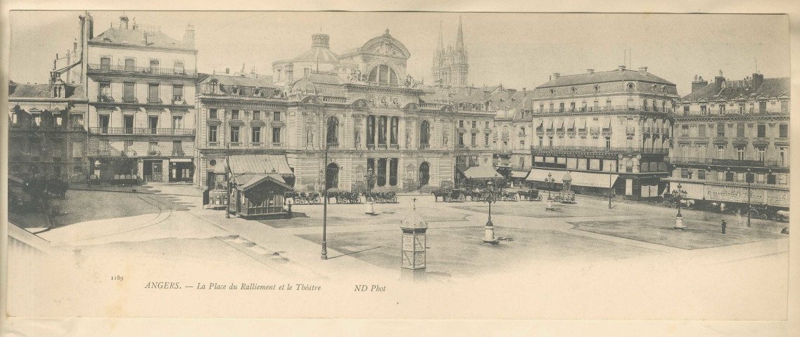 1189. Angers. La Place du Ralliement et le Théâtre